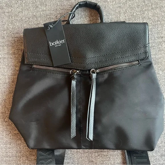 BOTKIER Mini Trigger Backpack - Picture 6 of 8